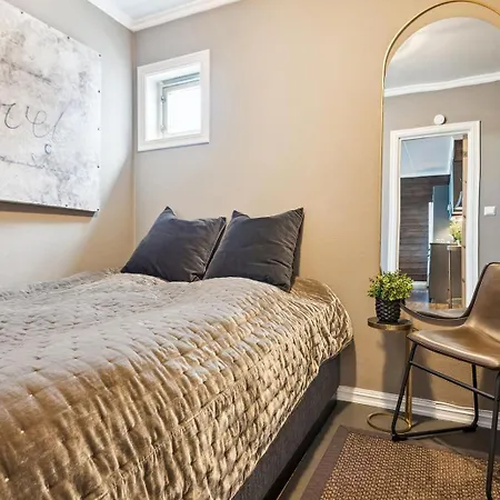 With Sauna And In Out